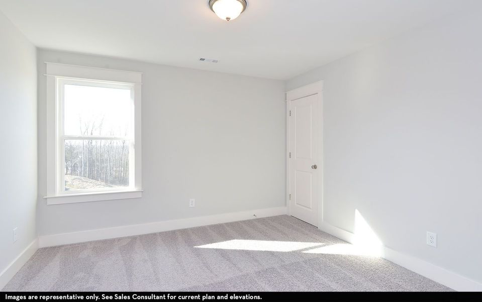 Spacious, unfurnished interior of a new home in McCain's Station, Gallatin (Image 20).