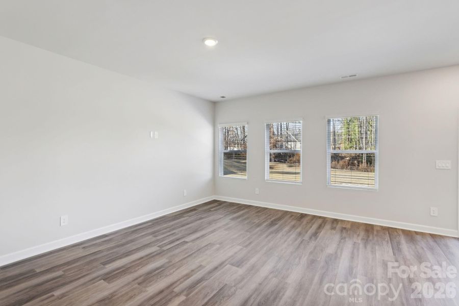 Spacious, unfurnished interior of a new home in Harper Landing, Stanley (Image 10).