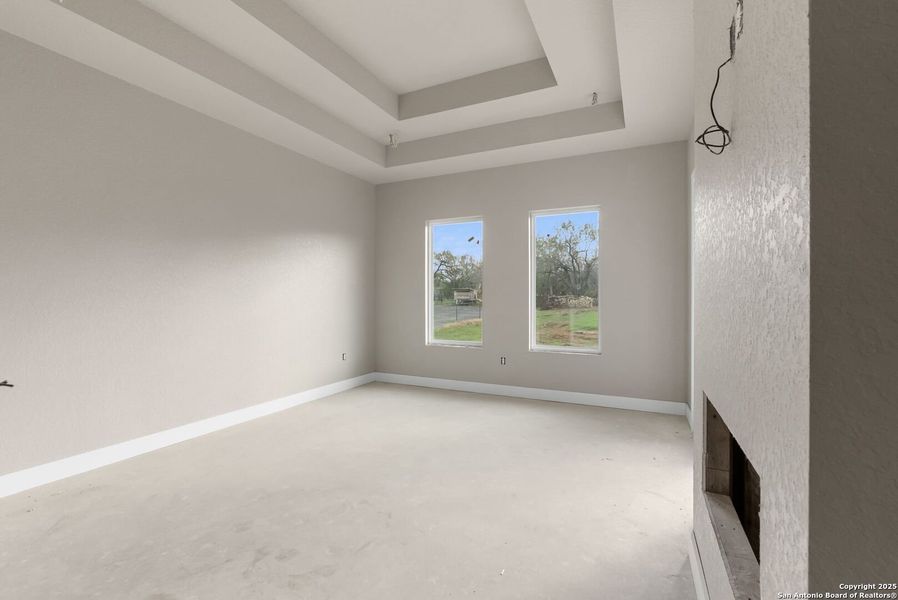 Spacious, unfurnished interior of a new home in , Adkins (Image 9).