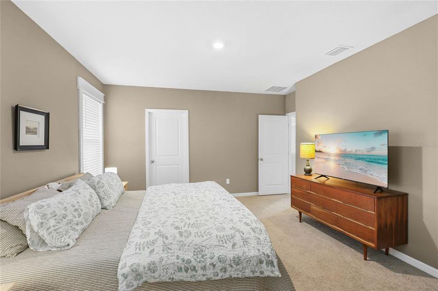 Furnished interior view inside a new home in Star Farms at Lakewood Ranch, Bradenton (Image 16). Furnished interior view inside a new home in Star Farms at Lakewood Ranch, Bradenton (Image 16).