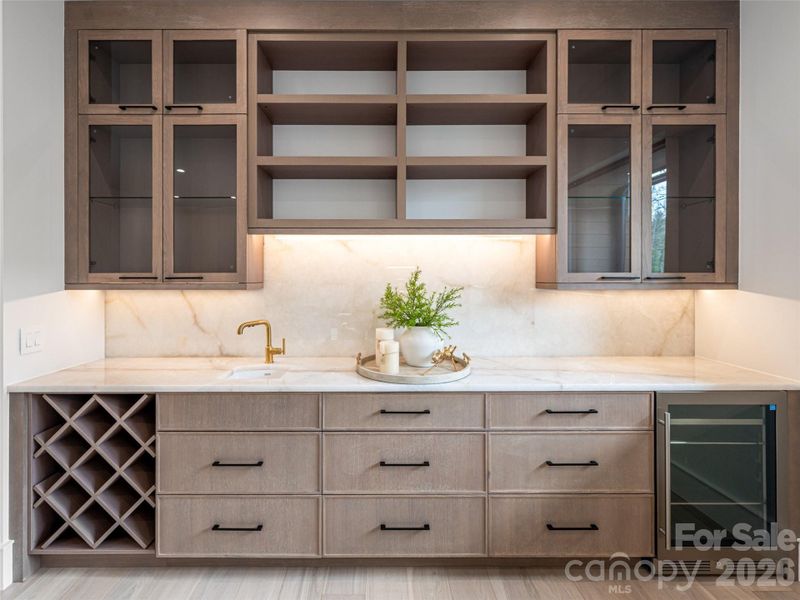 Furnished interior view inside a new home in , Arden (Image 36).