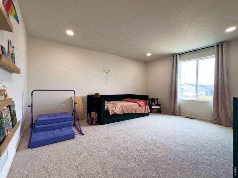 Furnished interior view inside a new home in , Fort Collins (Image 30). Furnished interior view inside a new home in , Fort Collins (Image 30).