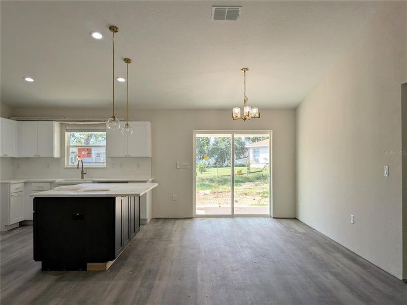 Spacious, unfurnished interior of a new home in , Ocala (Image 22).