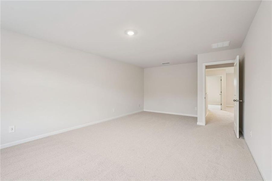 Spacious, unfurnished interior of a new home in Harmony Manor, Fairburn (Image 46).