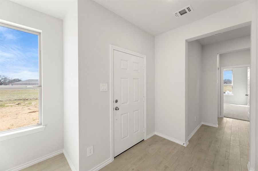 03. 8216 Kingfisher - Entry