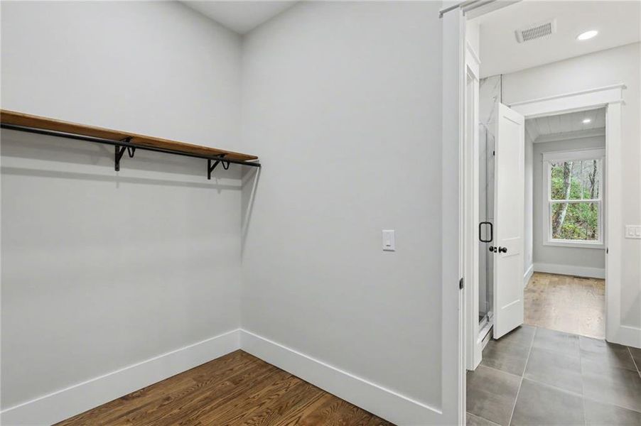 Spacious, unfurnished interior of a new home in , Clayton (Image 45).