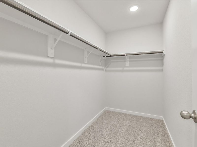 Spacious, unfurnished interior of a new home in Lakes at Black Oak, Magnolia (Image 28).