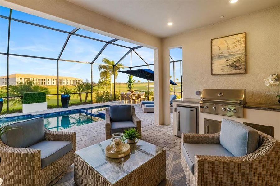 Exterior details and patio area of a home in , Lakewood Ranch (Image 30).