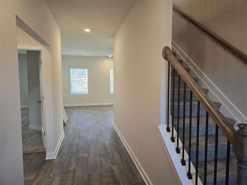 Spacious, unfurnished interior of a new home in Southern Hills, McDonough (Image 21).