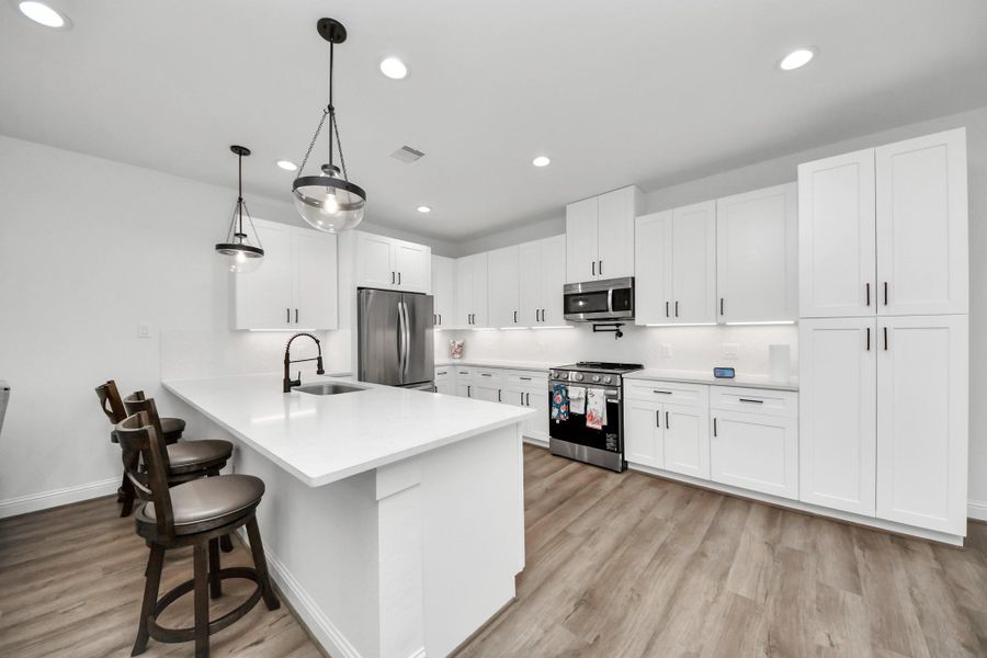 Furnished interior view inside a new home in Spring Branch Crossing, Conroe (Image 29). Furnished interior view inside a new home in Spring Branch Crossing, Conroe (Image 29).