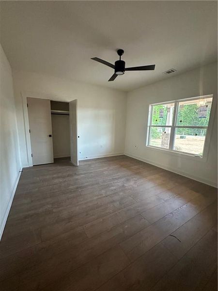 Spacious, unfurnished interior of a new home in , Covington (Image 19).