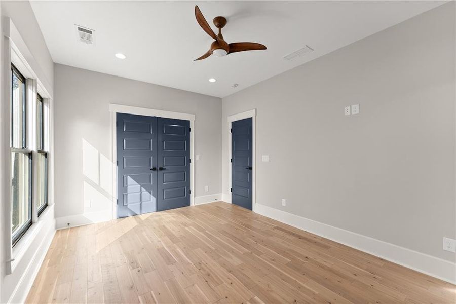 Spacious, unfurnished interior of a new home in , Dahlonega (Image 60).