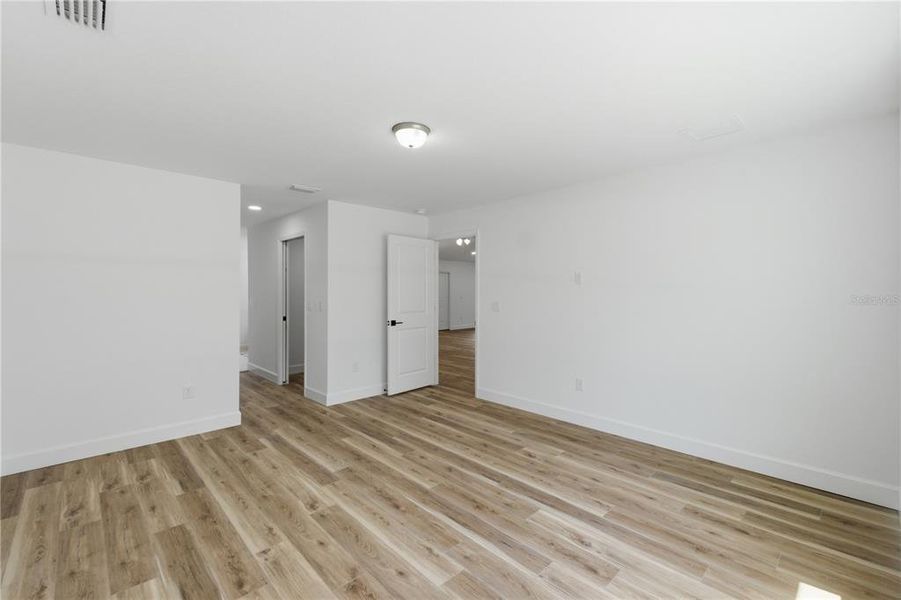 Spacious, unfurnished interior of a new home in , Weeki Wachee (Image 33). Spacious, unfurnished interior of a new home in , Weeki Wachee (Image 33).