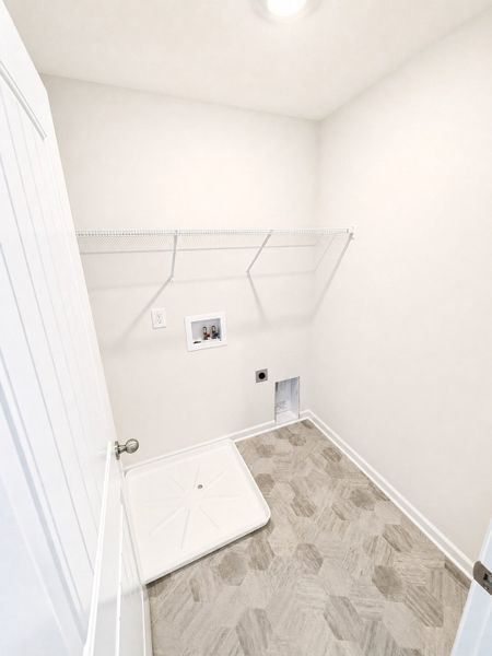 Spacious, unfurnished interior of a new home in Hobson Park, Antioch (Image 17). Spacious, unfurnished interior of a new home in Hobson Park, Antioch (Image 17).