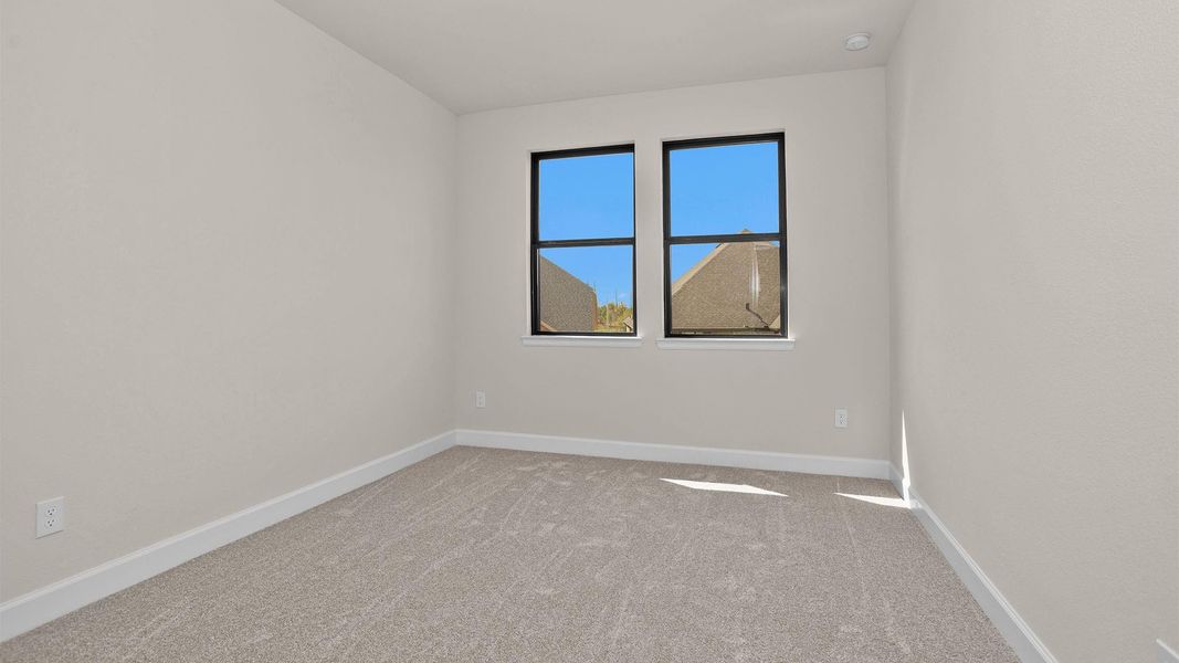 Spacious, unfurnished interior of a new home in Grange, Katy (Image 15).