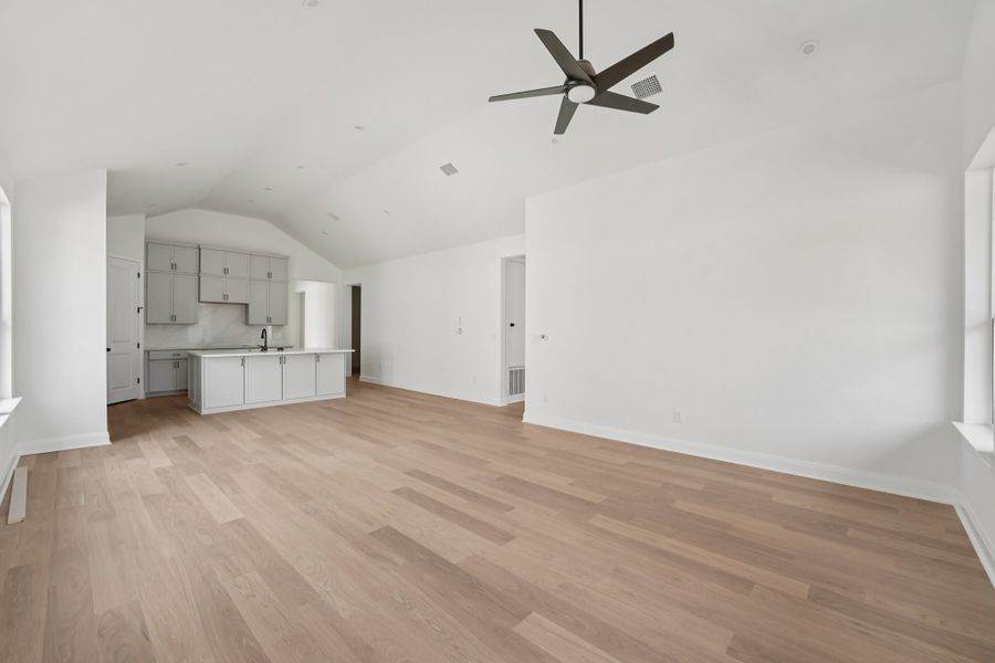 12 web or mls San Saba Dr S2412 012 12 web or mls San Saba Dr S2412 012