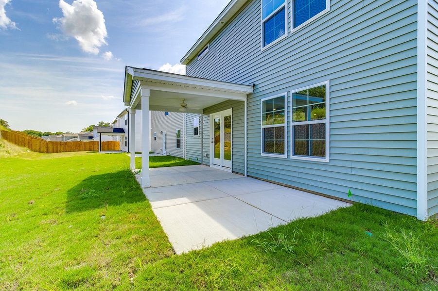 Exterior details and patio area of a home in Bluefield, Lexington (Image 27).
