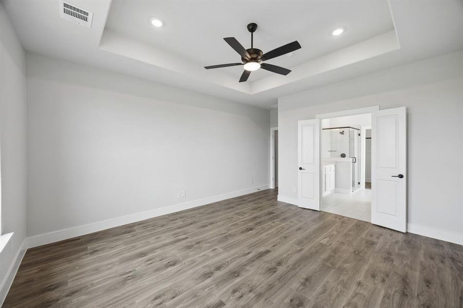 Spacious, unfurnished interior of a new home in Ellis Ranch Estates, Waxahachie (Image 29).