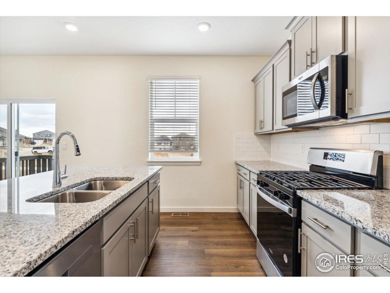 Furnished interior view inside a new home in Settlers Crossing, Commerce City (Image 7). Furnished interior view inside a new home in Settlers Crossing, Commerce City (Image 7).