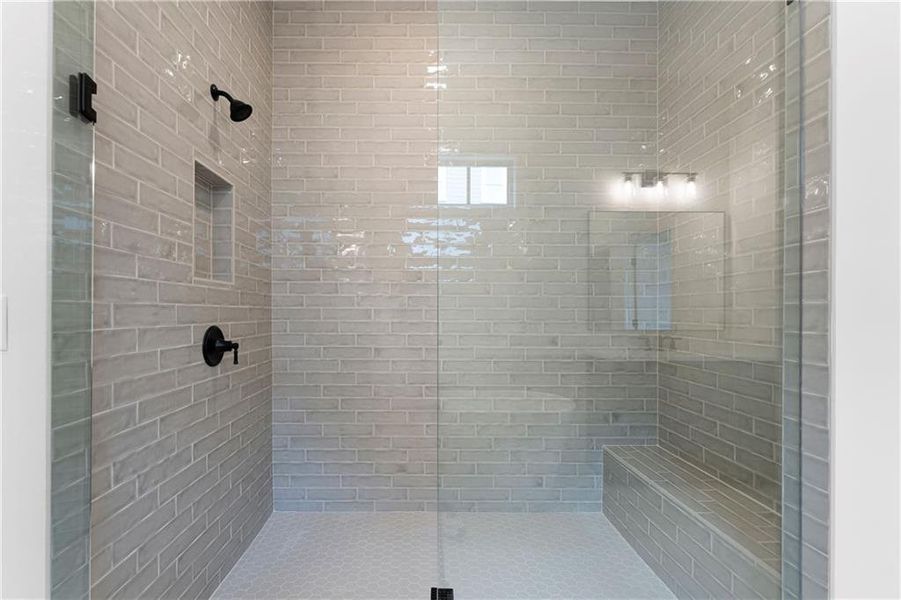 Close-up of interior finishes inside a home in , Waleska (Image 19).