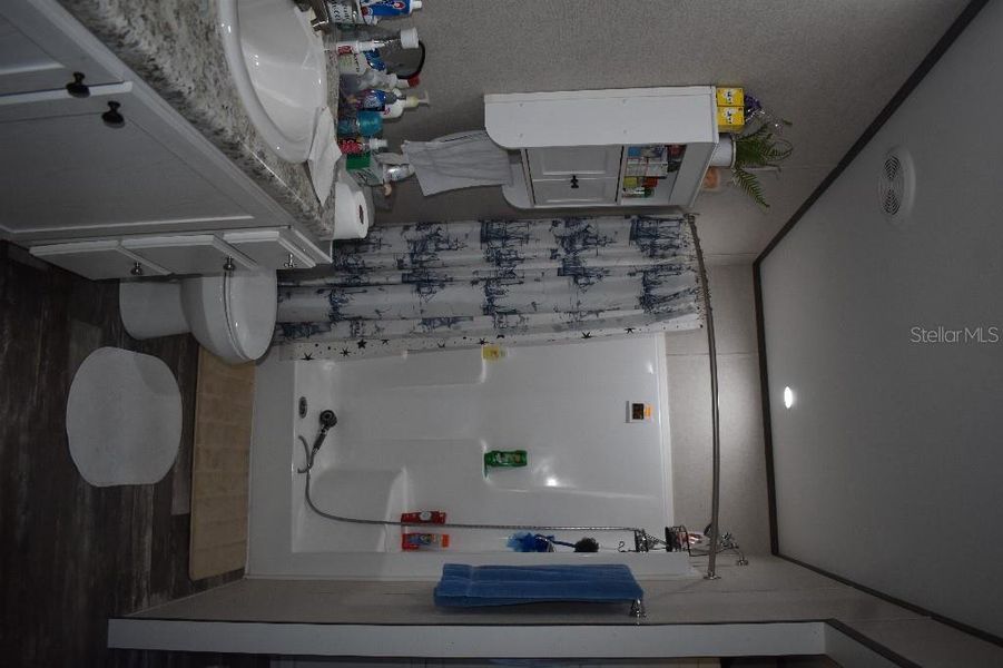 Image 68 of a home in .