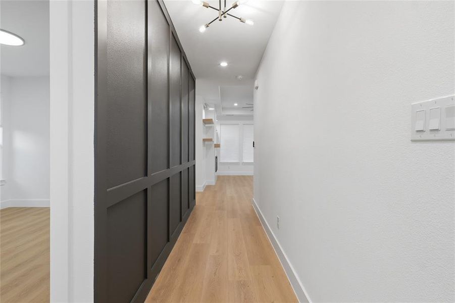 Spacious, unfurnished interior of a new home in , Dallas (Image 12).