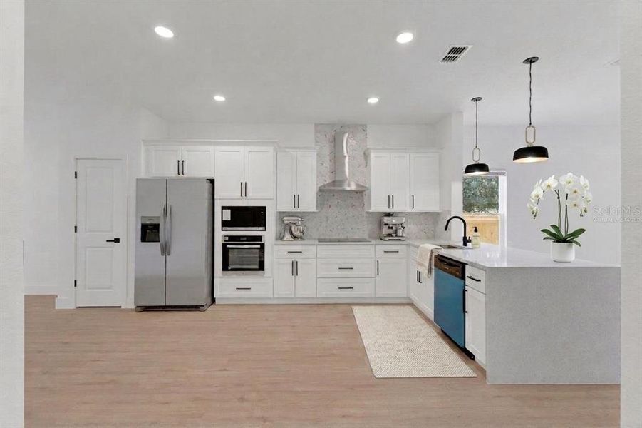 Furnished interior view inside a new home in , Orlando (Image 6).