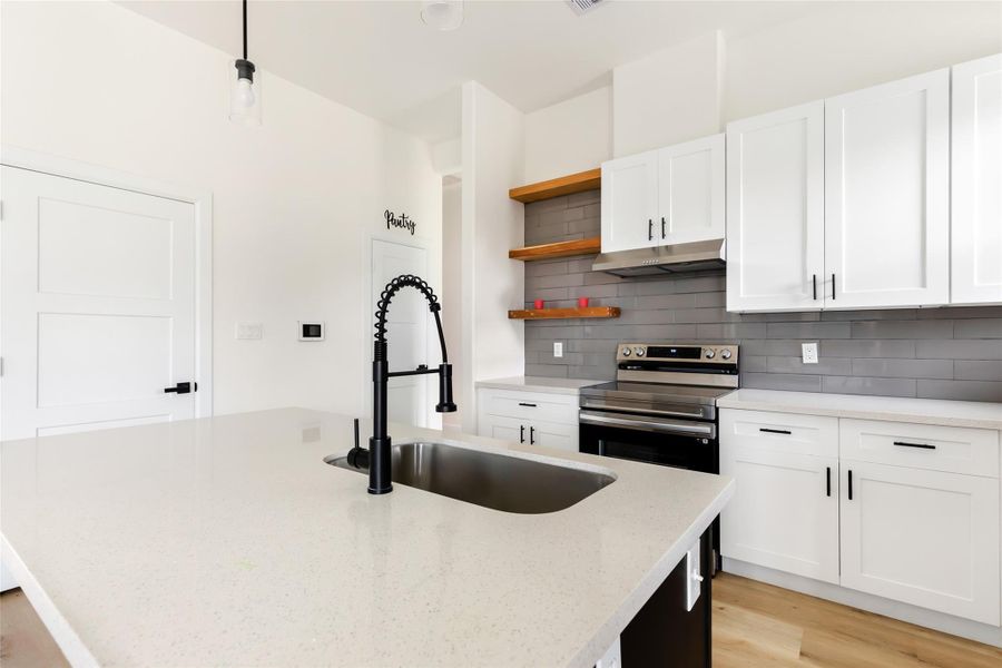 Furnished interior view inside a new home in , Cleveland (Image 5).