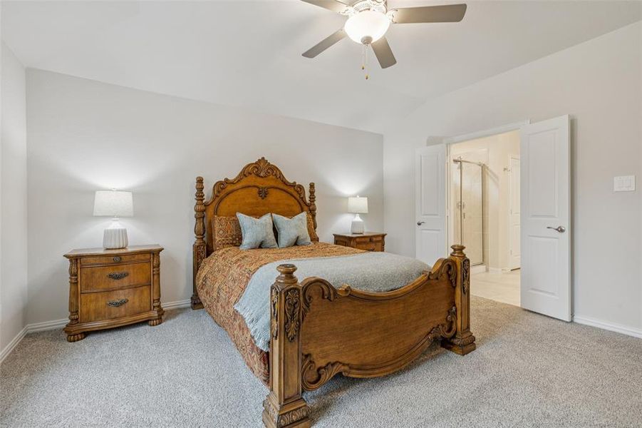 Furnished interior view inside a new home in Westmoor, Sherman (Image 33).