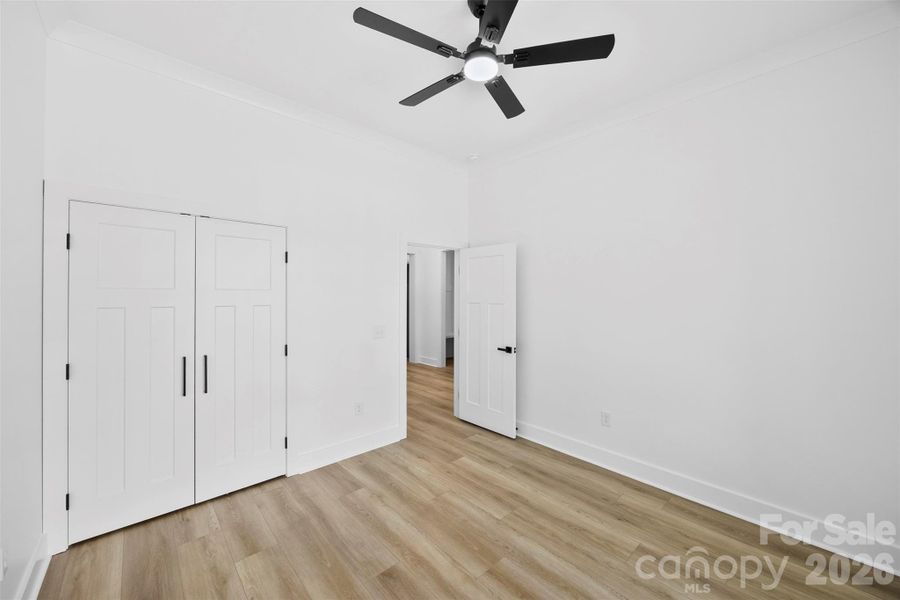 Spacious, unfurnished interior of a new home in , Landis (Image 31).