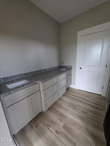 Master vanity Master vanity