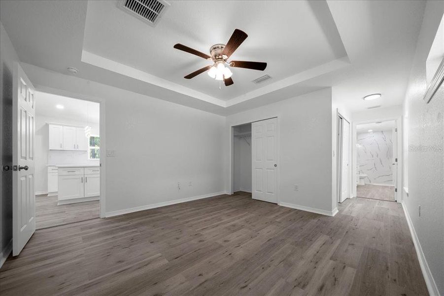 Spacious, unfurnished interior of a new home in , Ocklawaha (Image 36).