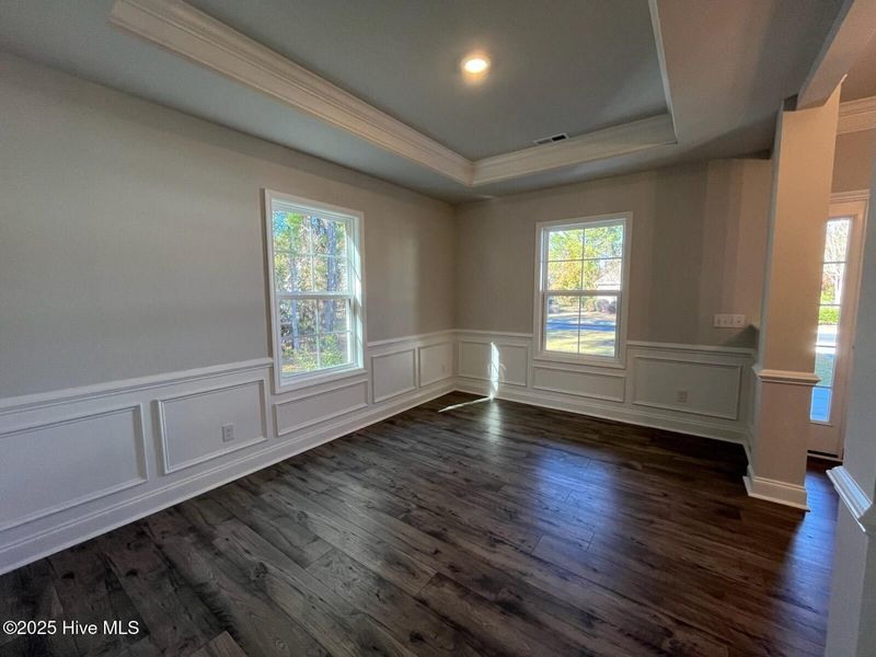 Spacious, unfurnished interior of a new home in Palmetto Creek, Bolivia (Image 14).
