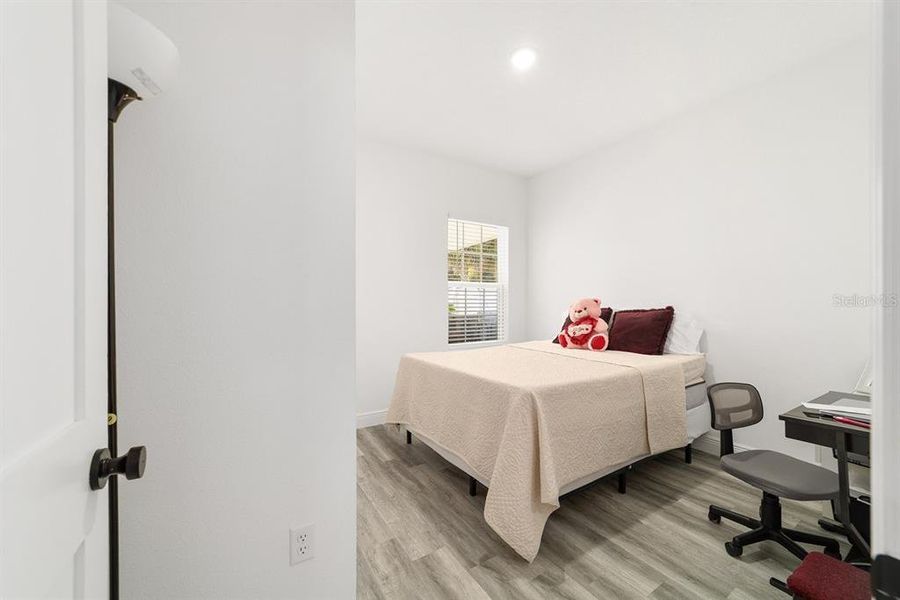 Furnished interior view inside a new home in , Ocala (Image 40).