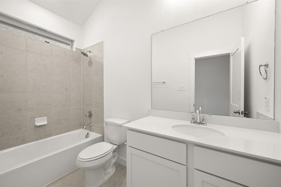 1321 Rothland- Bathroom-2