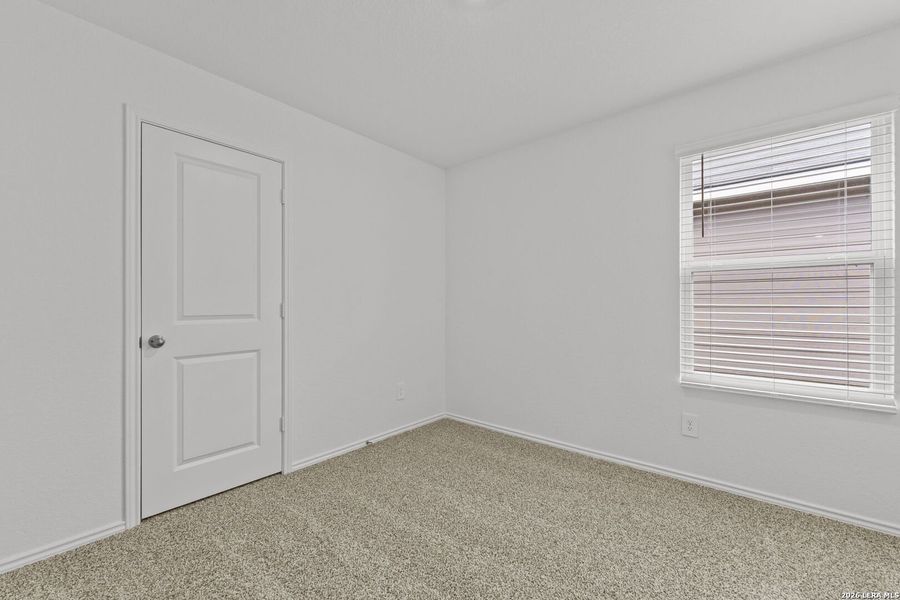 Spacious, unfurnished interior of a new home in Hickory Ridge, Elmendorf (Image 17). Spacious, unfurnished interior of a new home in Hickory Ridge, Elmendorf (Image 17).