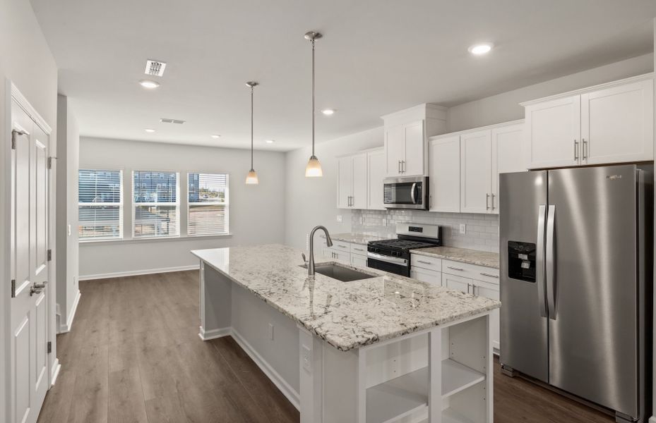 Representative furnished interior of a home built from the Broxton by Pulte Homes in Everton, Durham (Image 15).