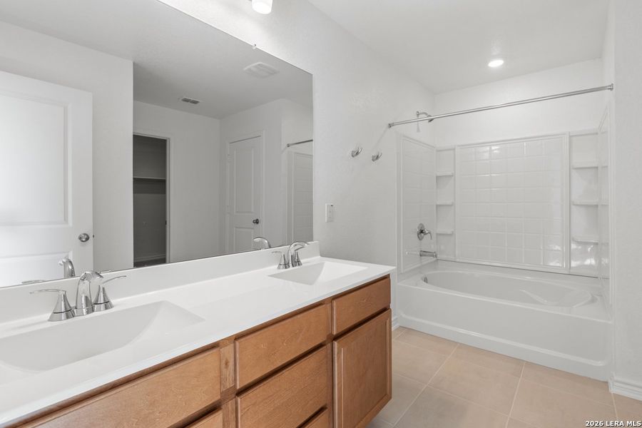 Furnished interior view inside a new home in Southton Cove, San Antonio (Image 12).