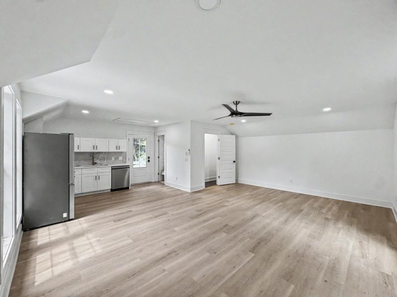 Spacious, unfurnished interior of a new home in , Hanahan (Image 71). Spacious, unfurnished interior of a new home in , Hanahan (Image 71).