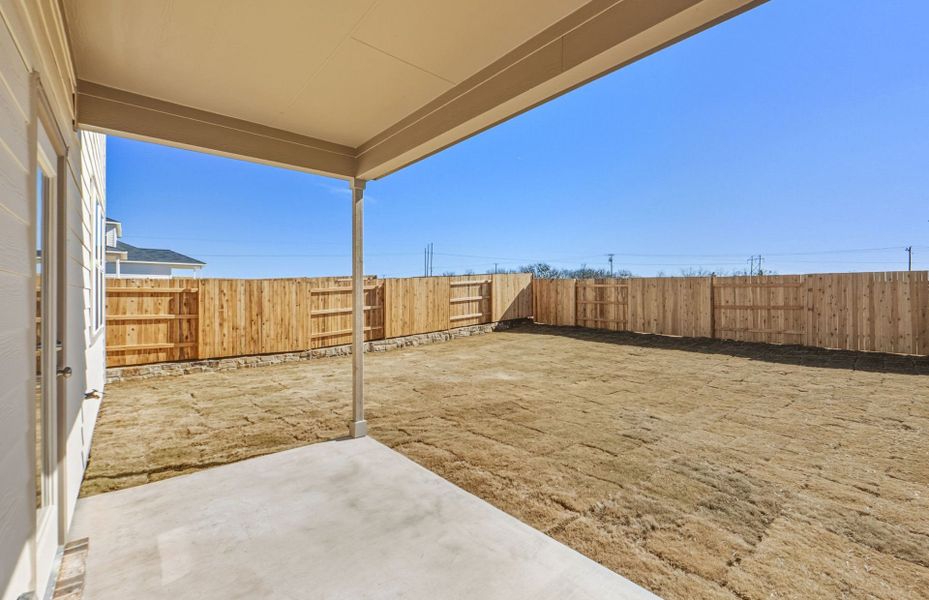 Exterior details and patio area of a home in Sunfield, Buda (Image 4).