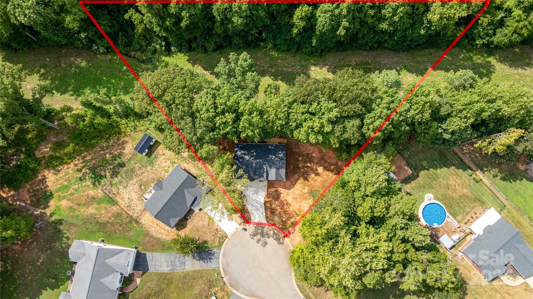 Image 33 of a home in .