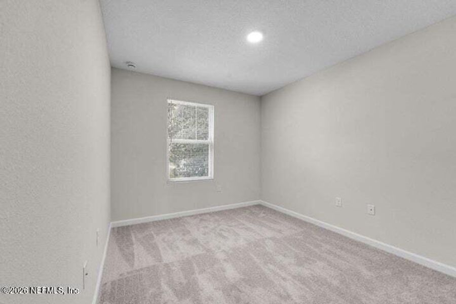 Spacious, unfurnished interior of a new home in , Jacksonville (Image 22).