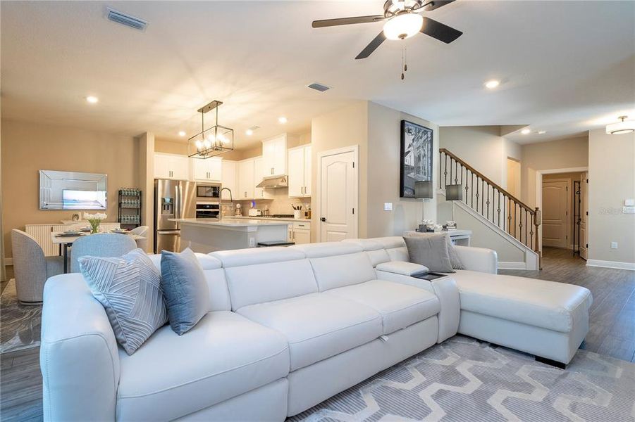 Furnished interior view inside a new home in , Kissimmee (Image 42).