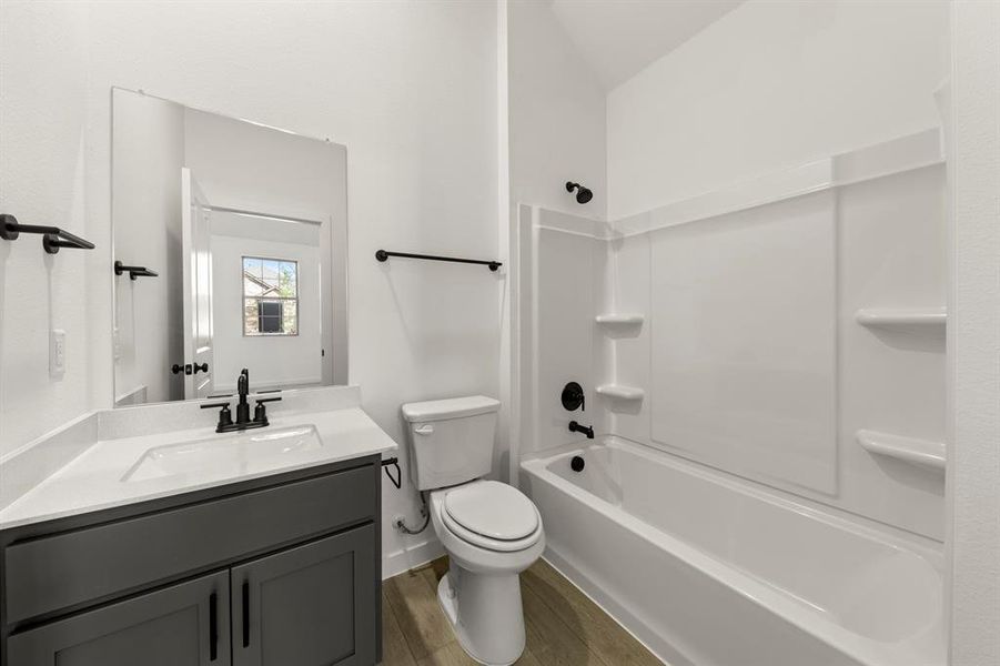05. 4303 Crossvine - 2ND Bath 05. 4303 Crossvine - 2ND Bath