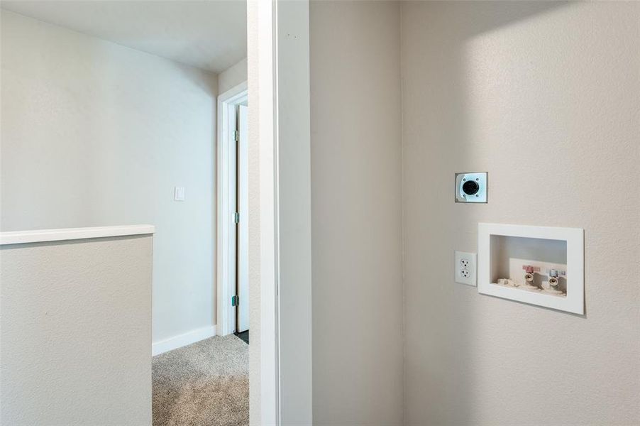 Spacious, unfurnished interior of a new home in , Blue Ridge (Image 21).