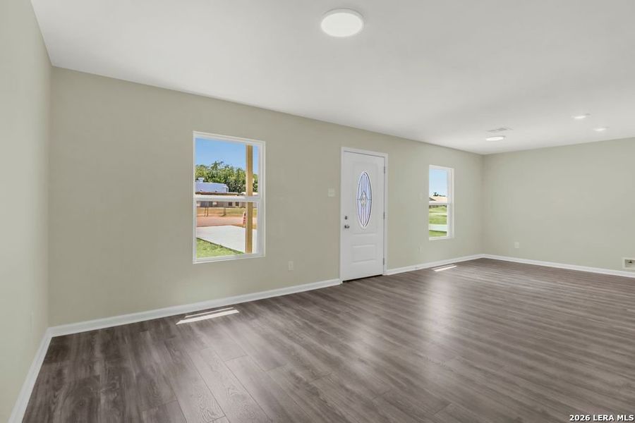 Spacious, unfurnished interior of a new home in , Nixon (Image 16).