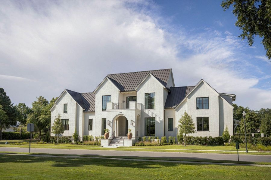 Front exterior of a new home in , Charleston, SC, highlighting curb appeal (Image 46). Front exterior of a new home in , Charleston, SC, highlighting curb appeal (Image 46).