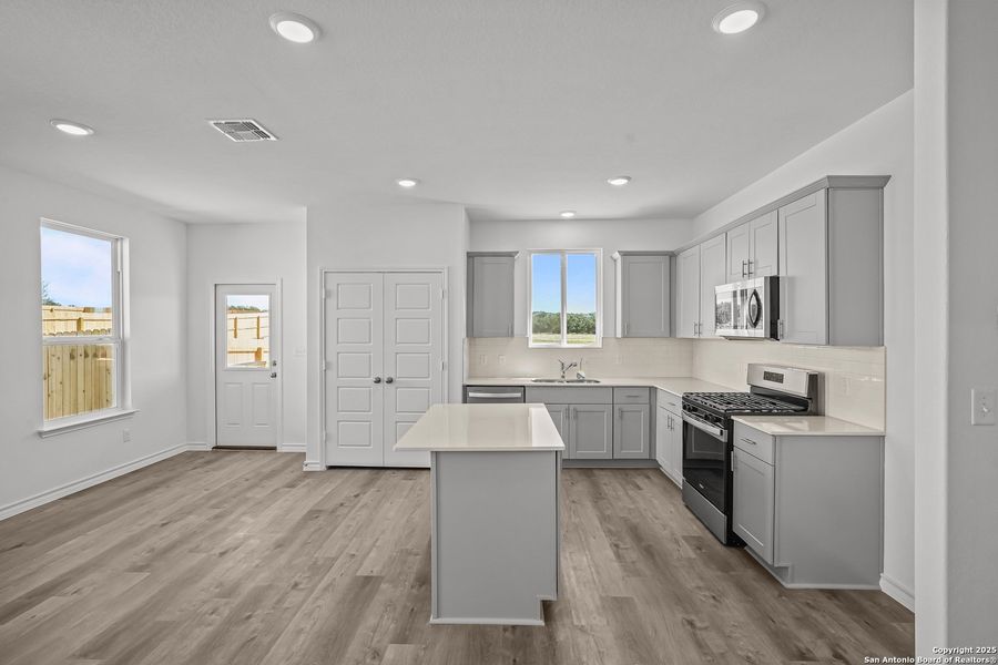 Furnished interior view inside a new home in Davis Ranch, San Antonio (Image 9).