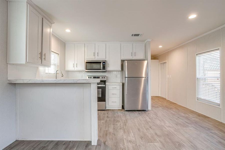 Furnished interior view inside a new home in , Alvarado (Image 3).