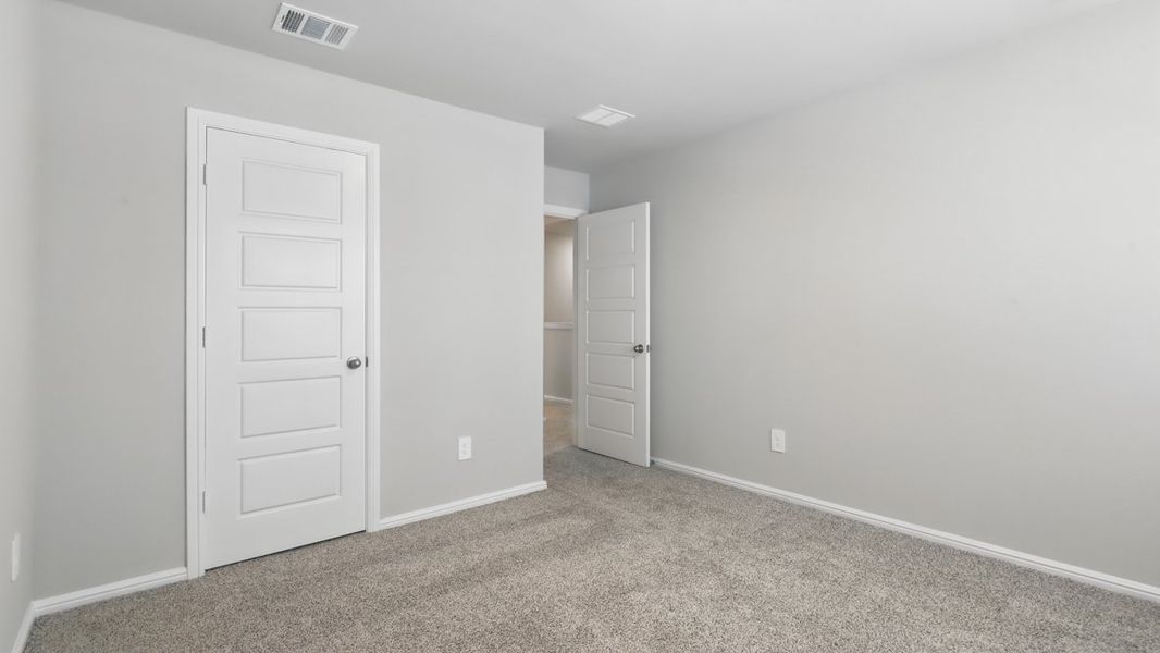 Spacious, unfurnished interior of a new home in Orchard Village, Fort Worth (Image 36). Spacious, unfurnished interior of a new home in Orchard Village, Fort Worth (Image 36).